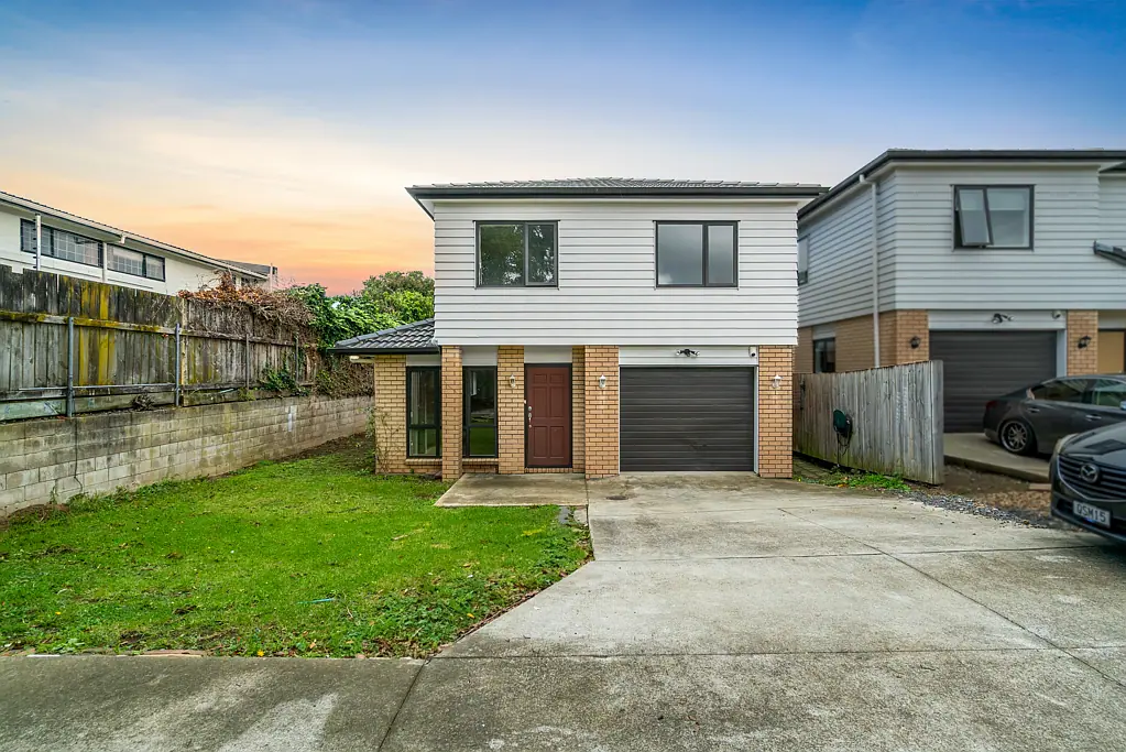 Papatoetoe 4房  EXCLUSIVE NEAR NEW ON MOTATAU