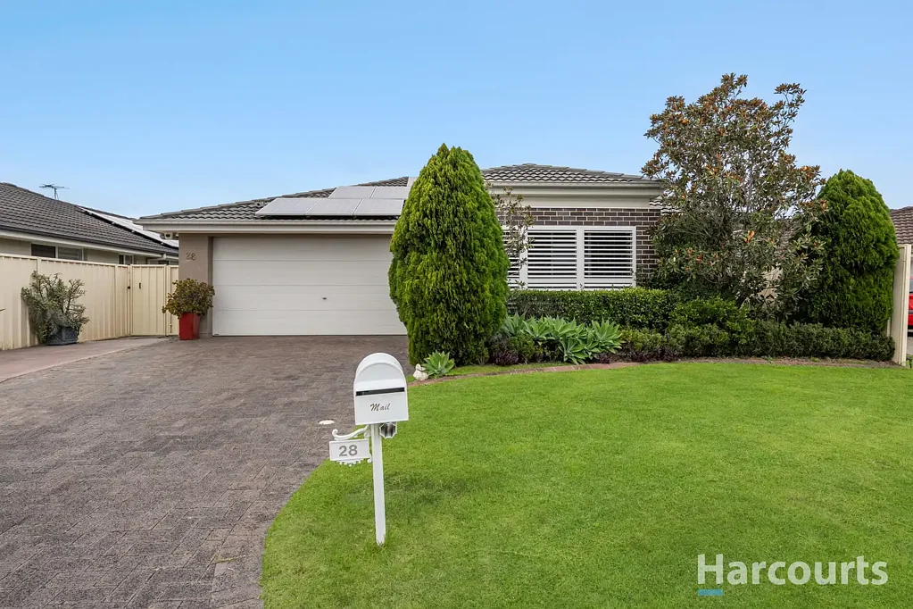 Cameron Park 4 Slaapkamer Immaculate single level living, moments to sports & shopping