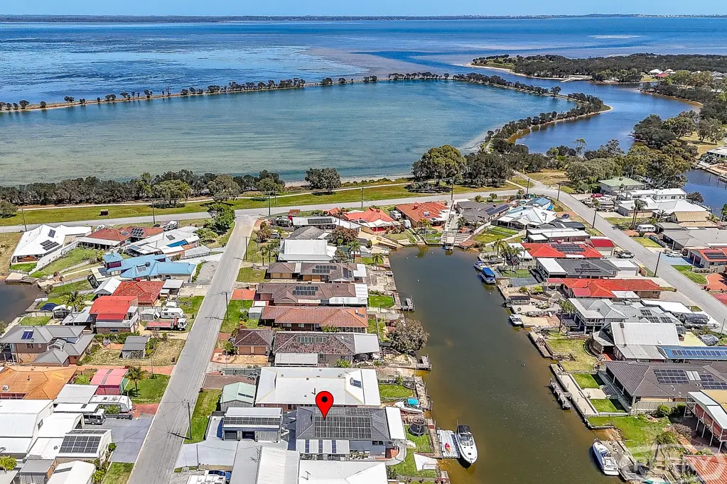 15 Woolah Place, South Yunderup, WA 6208