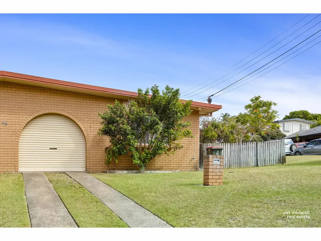CHARMING 2 BEDROOM UNIT ON THE RANGE