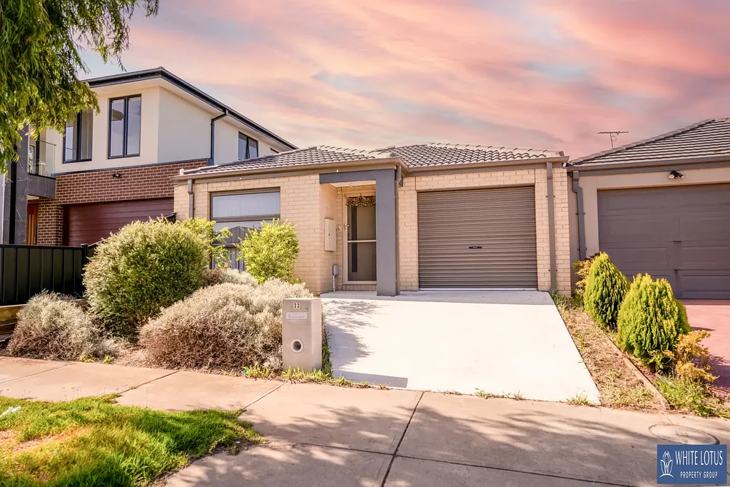 4 Bedroom House Available for Lease..