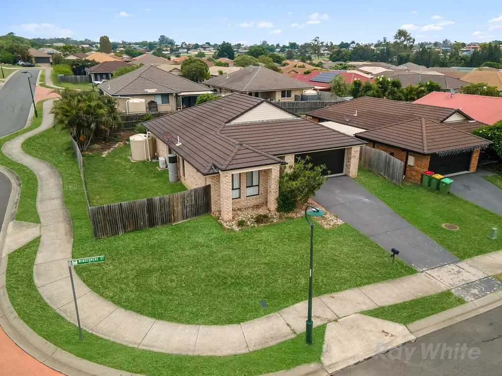 Spacious 4-Bedroom Family Home waiting for you!