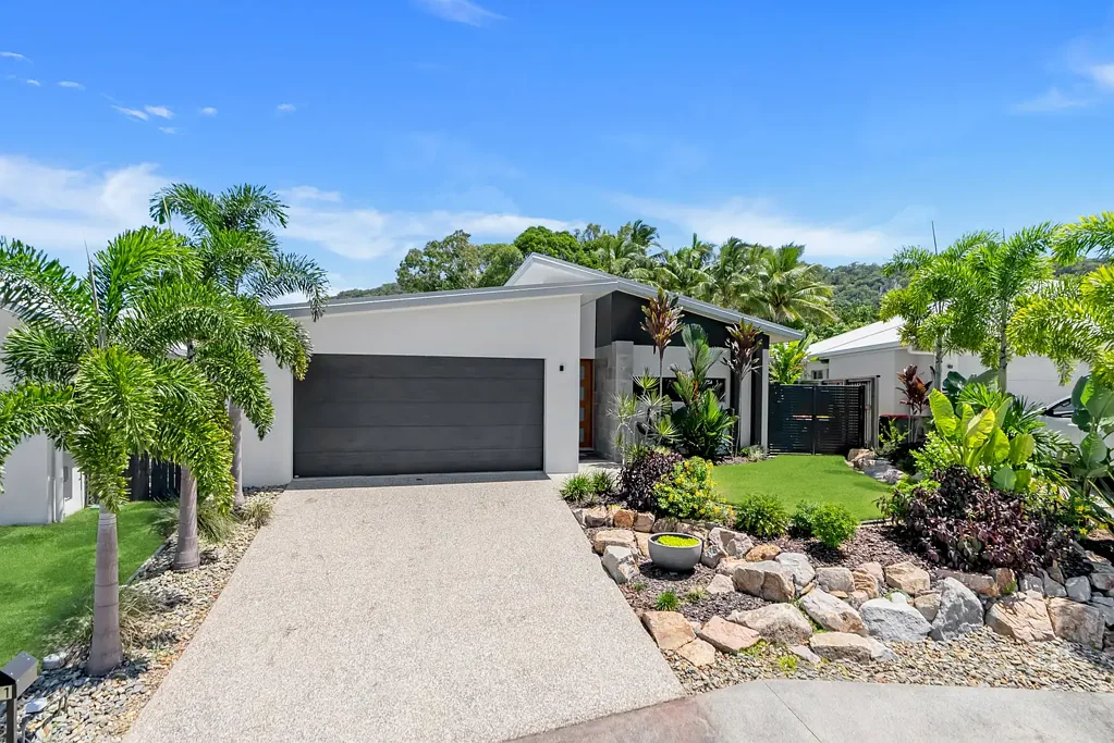 21 Headsail Drive, Trinity Beach, QLD 4879