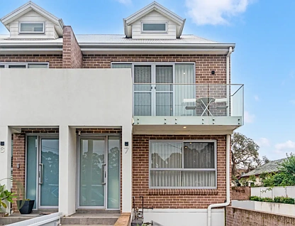 7/148-152 Marsden Road, Dundas Valley, NSW 2117, 4 Kuwarto, 3 Banyo, Townhouse