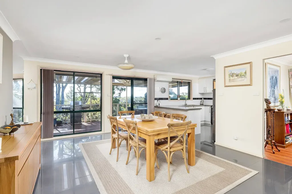 Nelson Bay 4房  COASTAL COMFORT IN THE HEART OF NELSON BAY