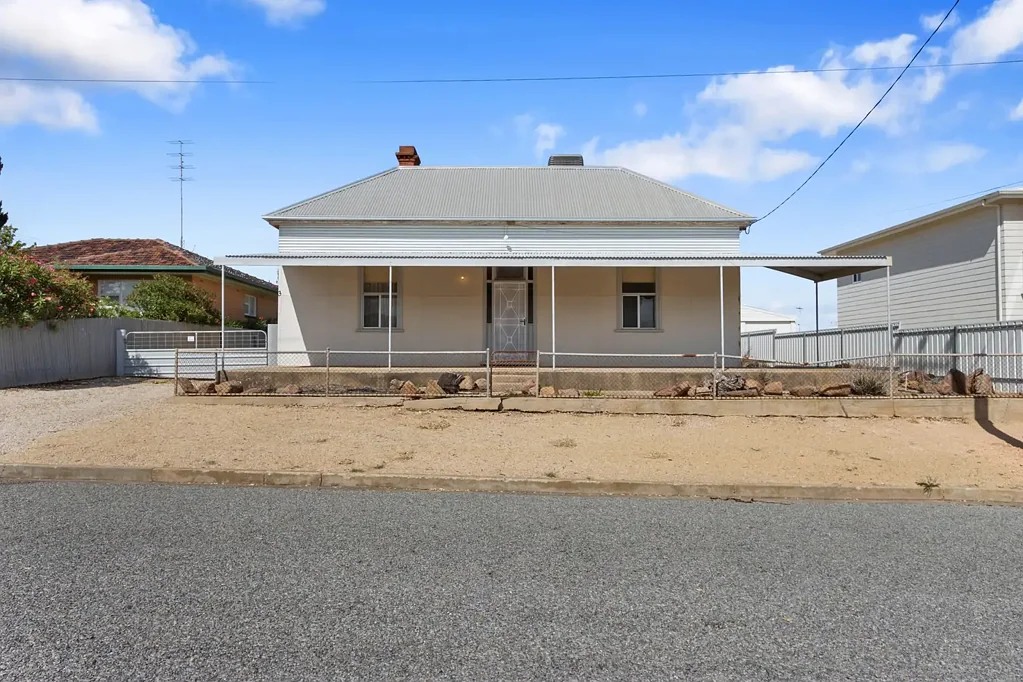 3 Passat Street, Port Victoria, SA 5573