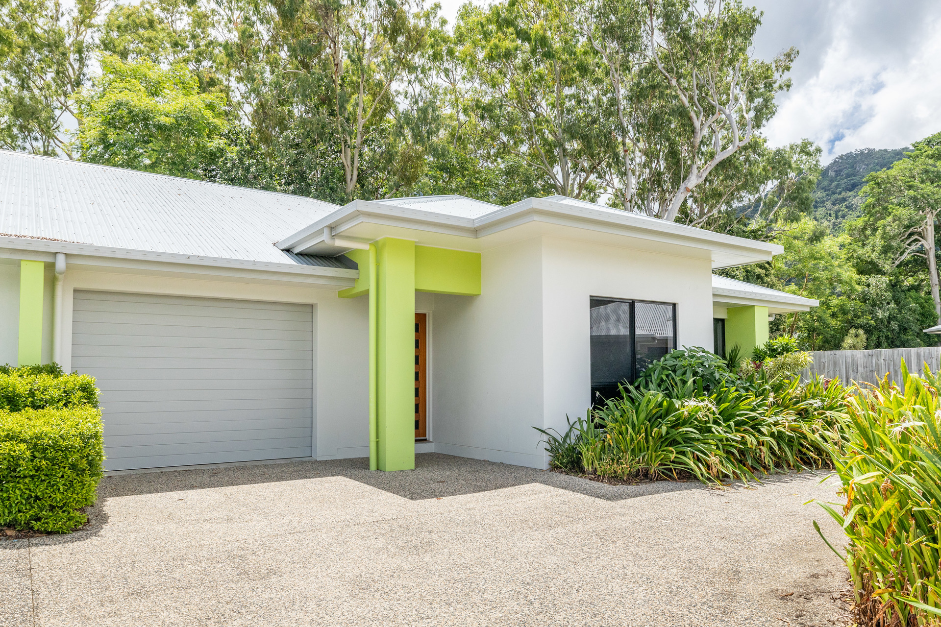 UNIT 2 11 JESSAMINE CL, CANNONVALE QLD 4802, 0房, 0浴, Unit