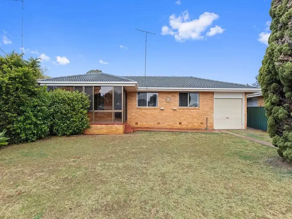Spacious Family Home with 4-Bay Shed on a Huge Block!