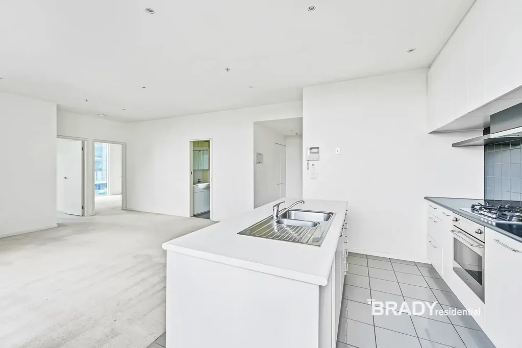 SPACIOUS ABODE IN MELBOURNE CITY