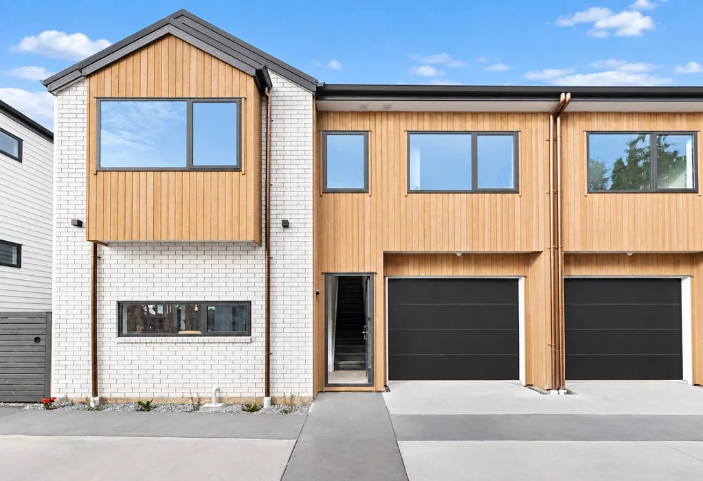 Papakura 3બેડરૂમ Brand-New, Freehold & Exceptional Value