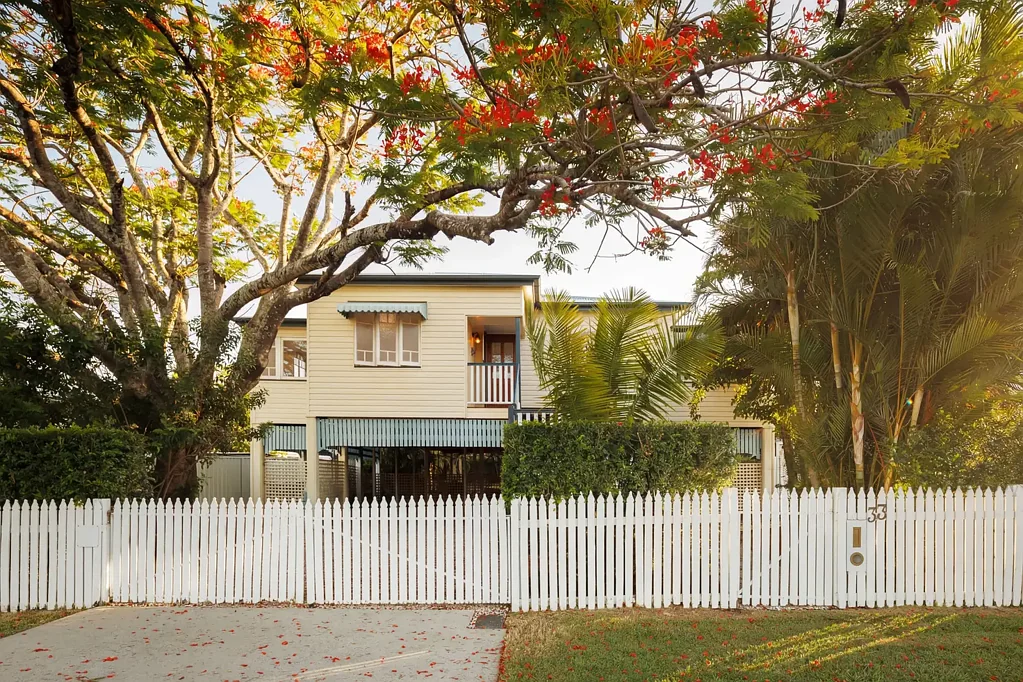 Eastern Heights 4 Slaapkamer RENOVATED FAMILY ENTERTAINER IN PREMIUM LOCALE