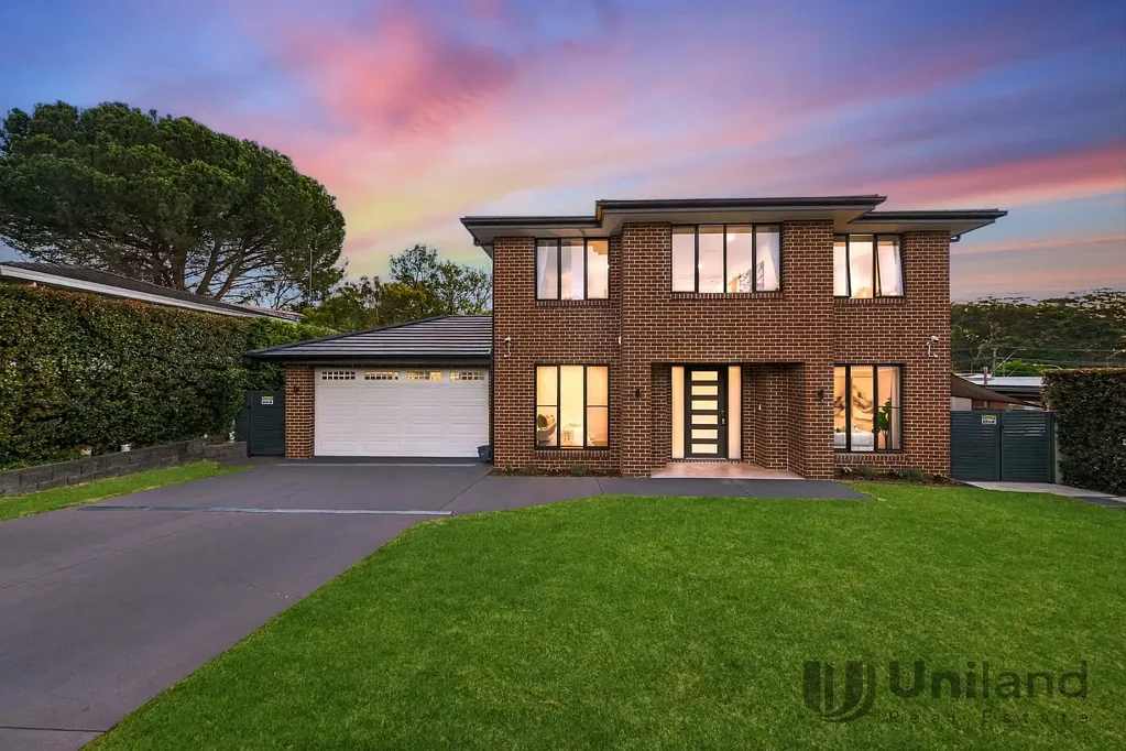 Carlingford 5Kwarto Exceptional Family Residence | Approx. 22m Frontage | Walk to The King's School