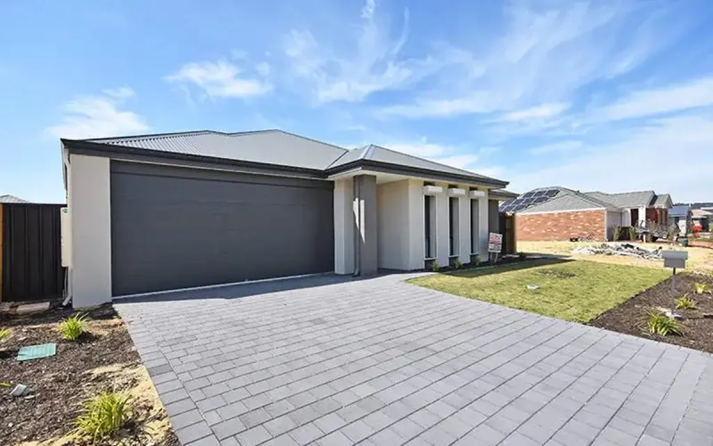 Ellenbrook 3 Bedroom Lifestyle and convenience are calling!