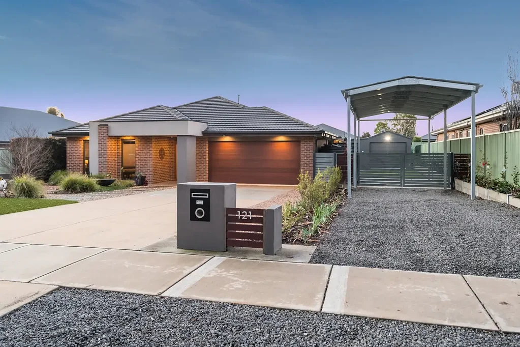 121 Mcivor Forest Drive, Junortoun, VIC 3551