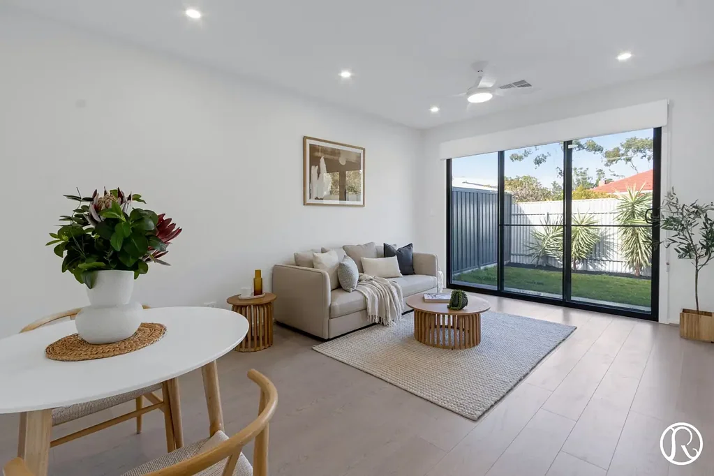 Park Holme 3房  Brand New, Tucked Away and Turn-Key Ready