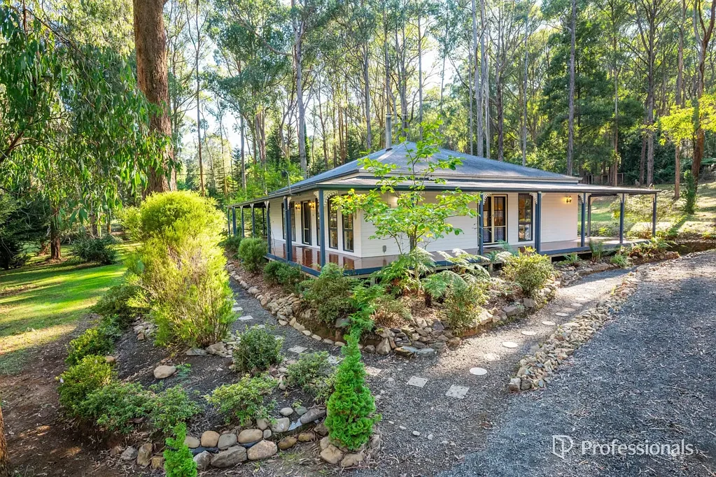 Reefton 5ห้องนอน GENEROUS COUNTRY ABODE ON 1.4 ACRES