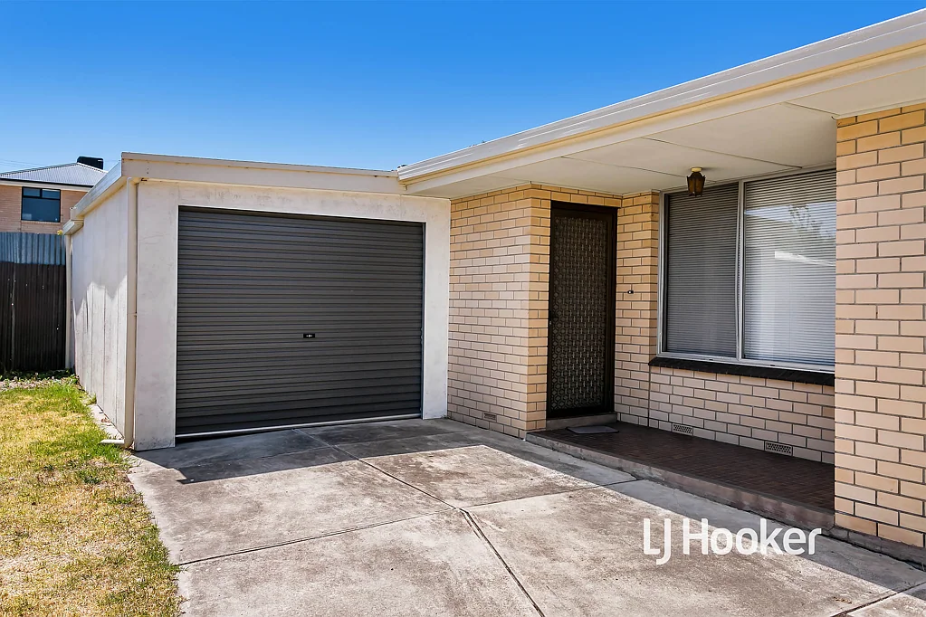 Comfortable Family Living in a Convenient Location
