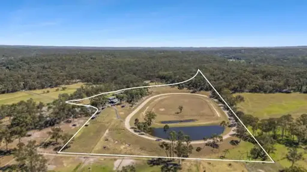 Ebenezer  'Murriwong' - a family home on 25 flood free acres