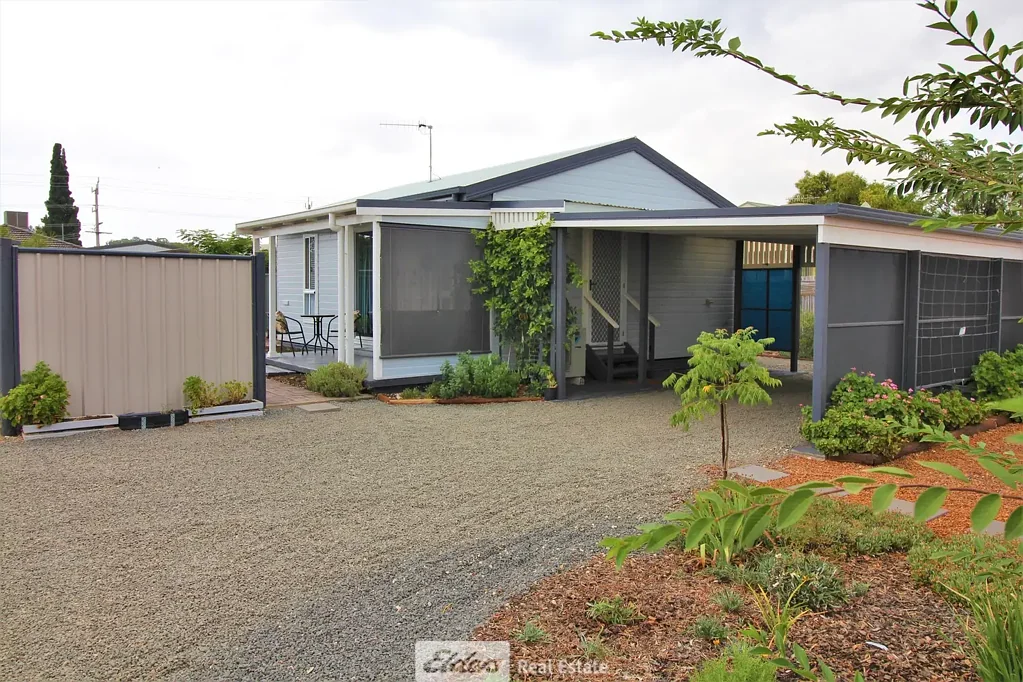 Self-Contained Modern Studio