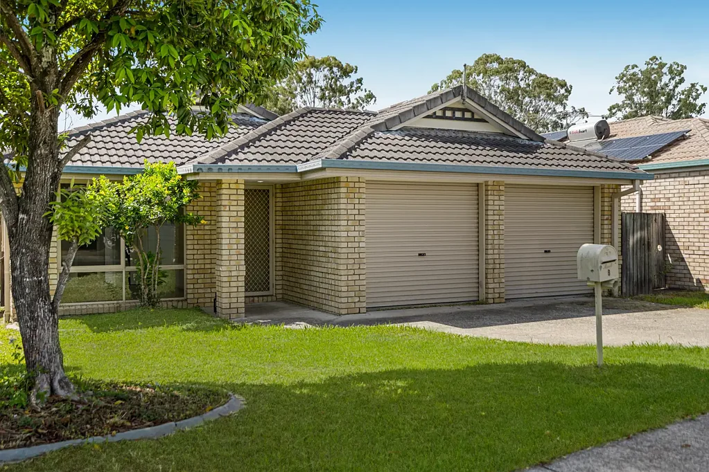 8 Kinross Lane, Bethania, QLD 4205