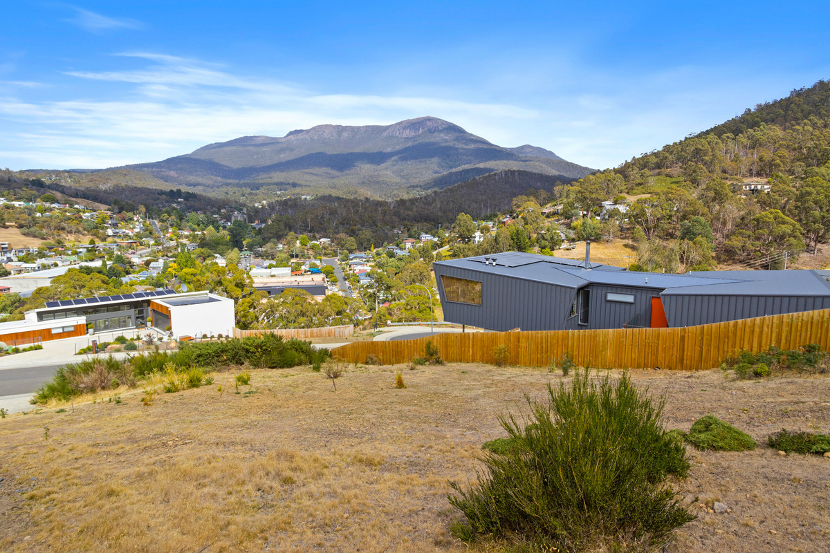 LOW DENSITY RESIDENTIAL