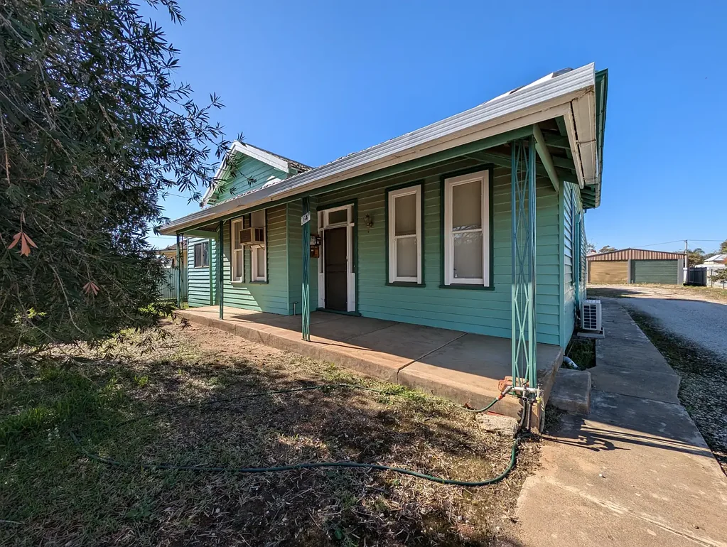 64 Park Road, Kerang, VIC 3579
