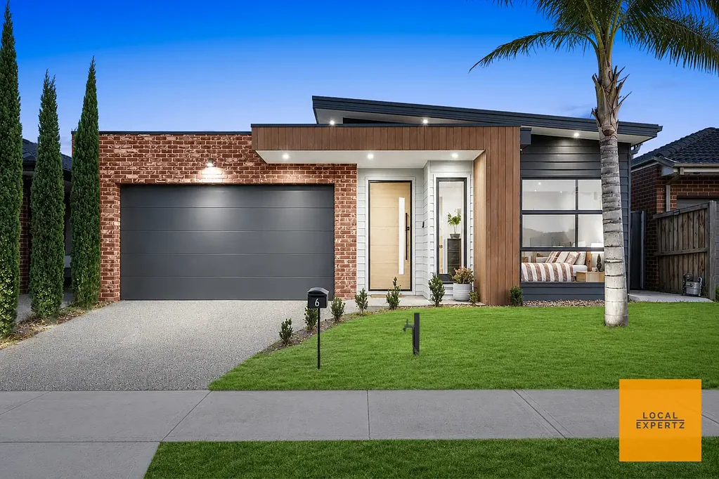 Weir Views 4chambre Luxury Family Living with Soaring 3-Metre Ceilings & Premium Upgrades