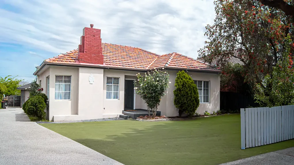 Clayton 3ਬੈੱਡਰੂਮ Single-Level Ease in a Prime Clayton Pocket