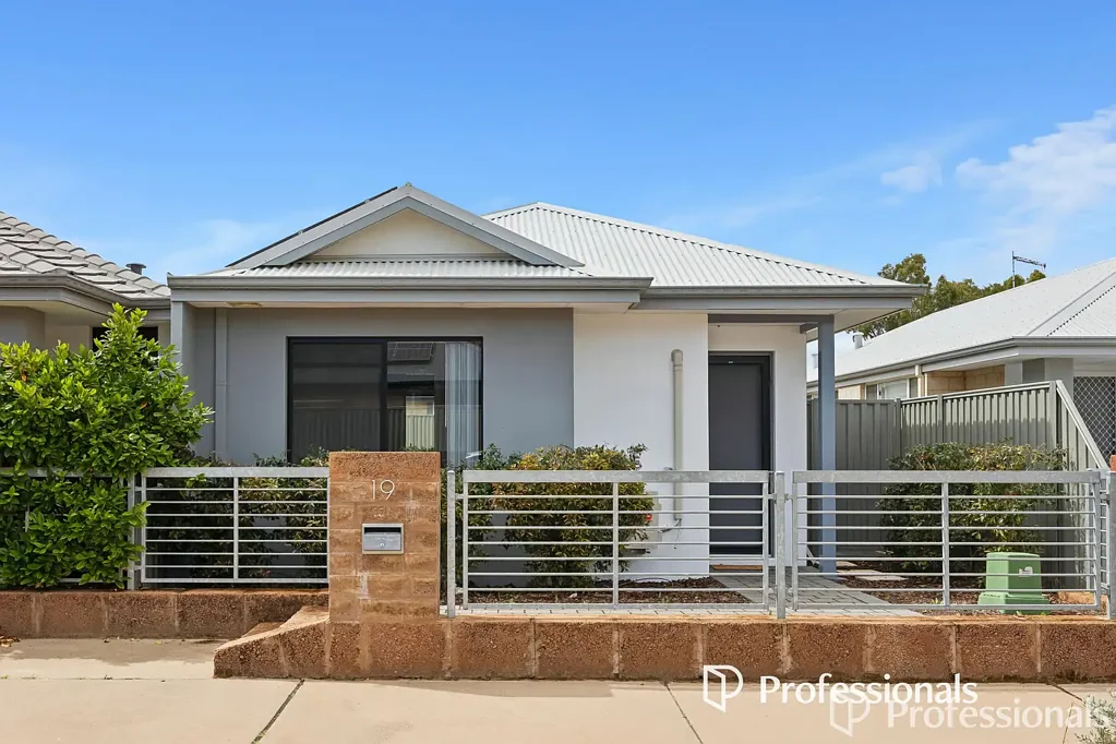 Low Maintenance Living in Prime Location