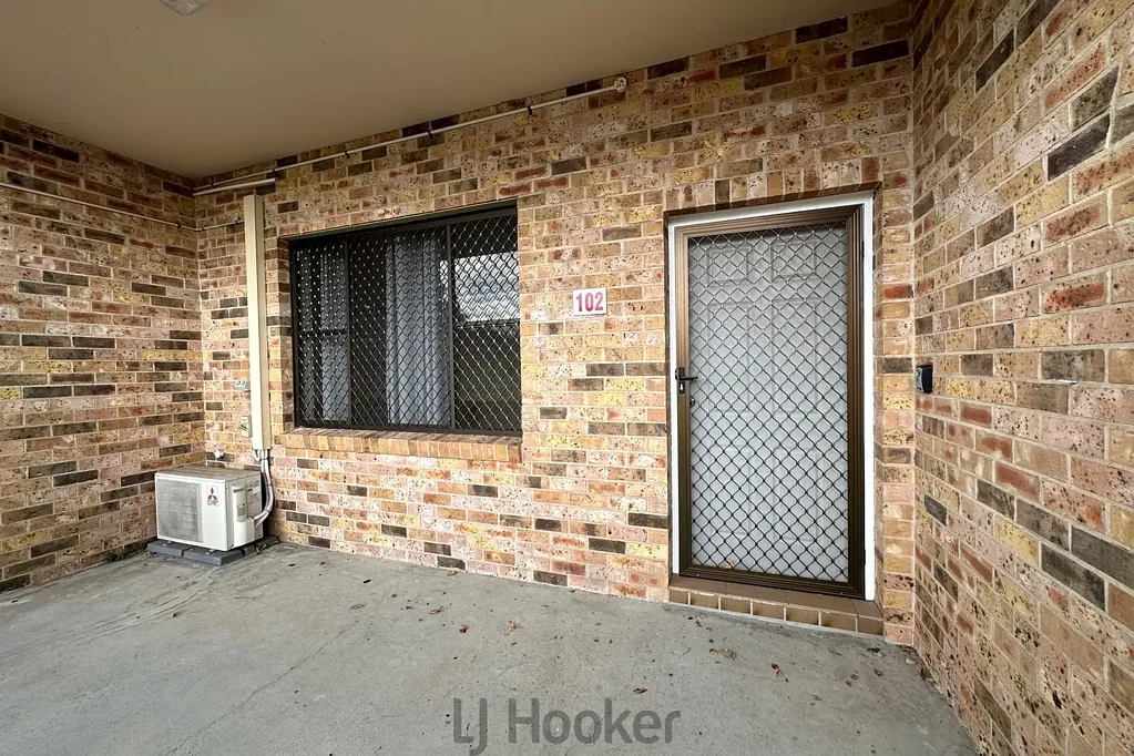 Neat & Low Maintenance 1 Bedroom Unit