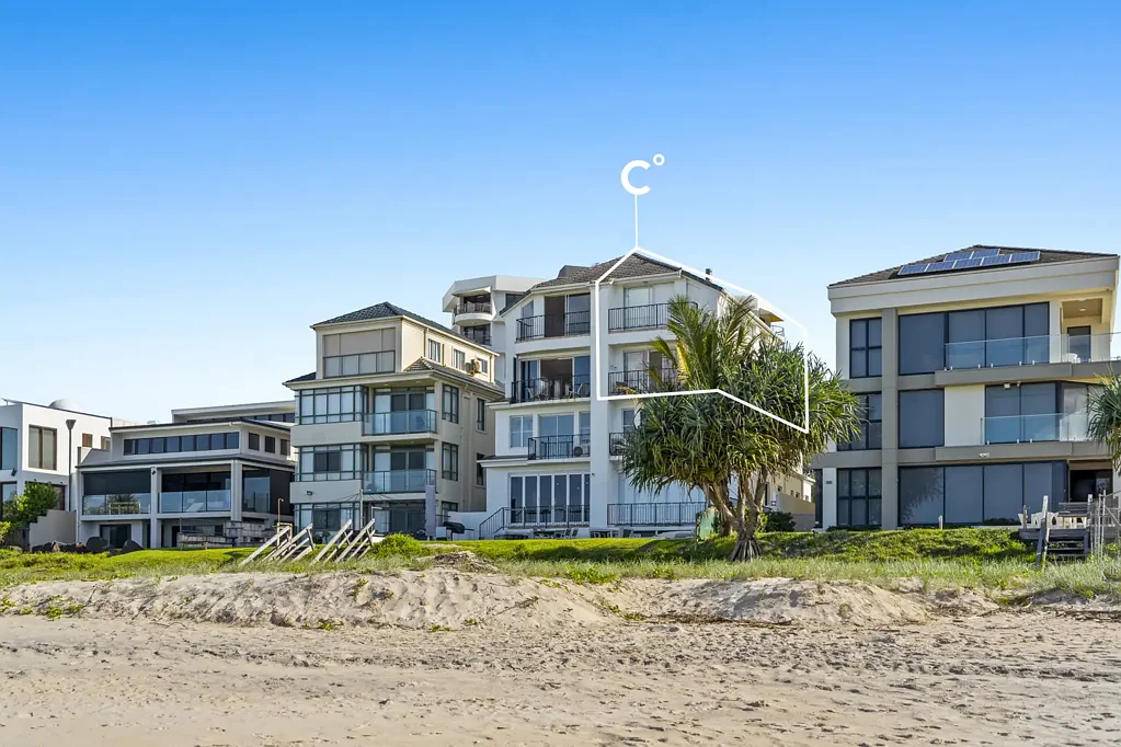 Palm Beach 2غرفة نوم ABSOLUTE BEACHFRONT APARTMENT ON JEFFERSON LANE | 1 of 4 Residence in Building