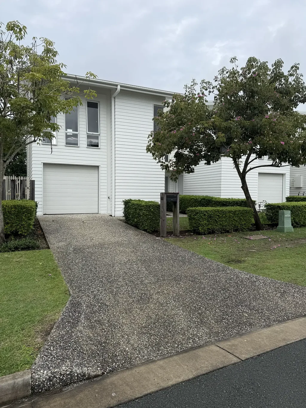 Pimpama 3房  Modern Family Living in The Heights