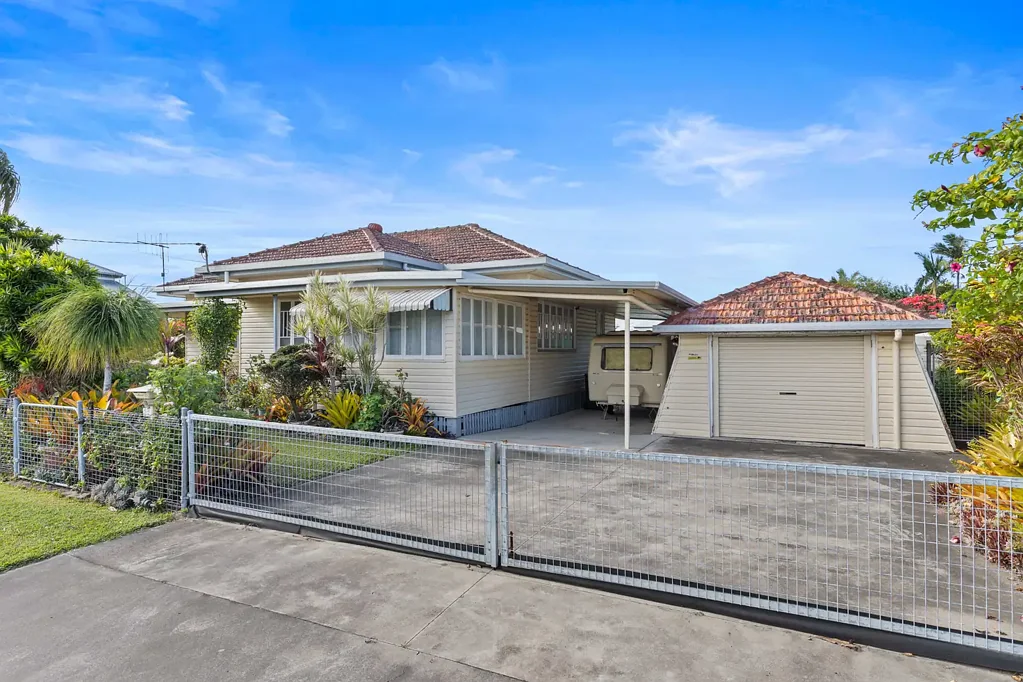 Maryborough 3Kwarto Prime Location Meets Incredible Potential!