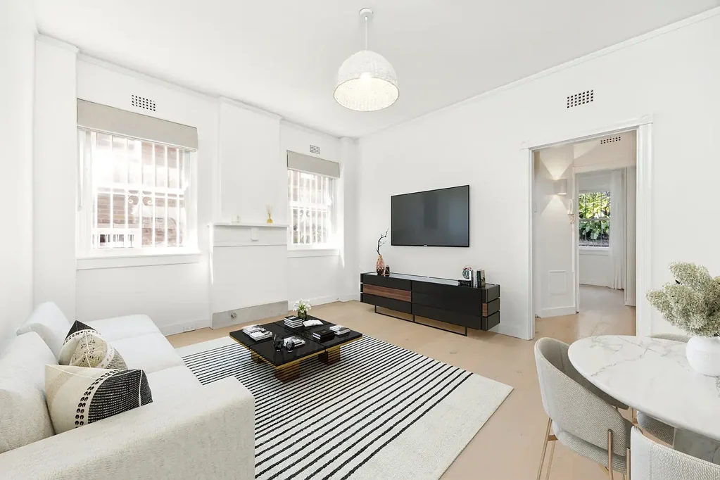 Perfect 2-Bedroom Art Deco Haven Just A Stroll To Bondi Beach
