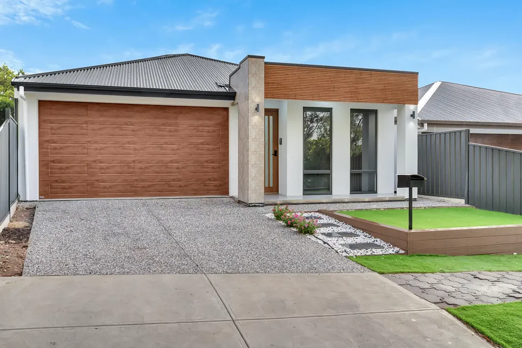 Para Hills 3Kwarto MODERN SINGLE-LEVEL LIVING WITH STYLE, SPACE AND EASY-CARE APPEAL
