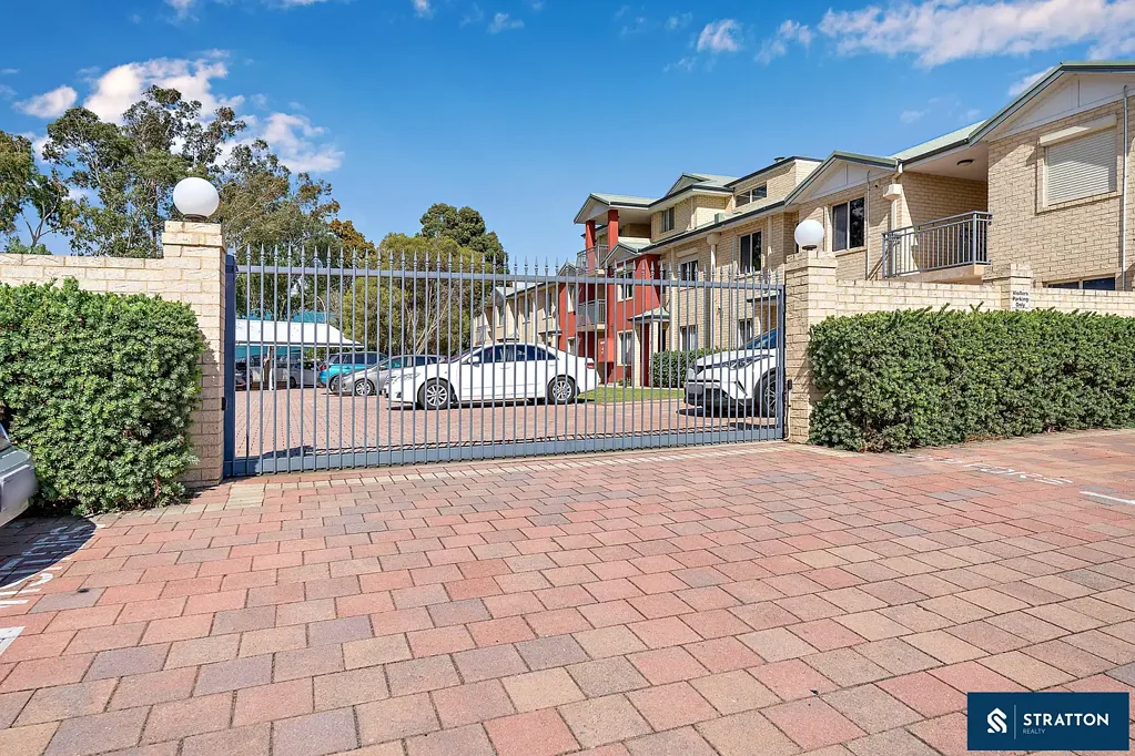 Cannington 3 Bedroom Top Floor Living with Beautiful River Views in a Prime Location