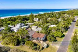 31 Beach Avenue, South Golden Beach