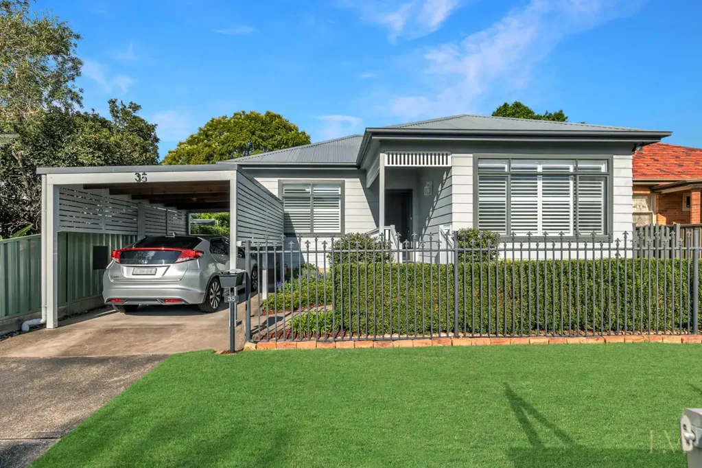 New Lambton 3બેડરૂમ CLASSIC FAÇADE AND PICTURE PERFECT INTERIORS