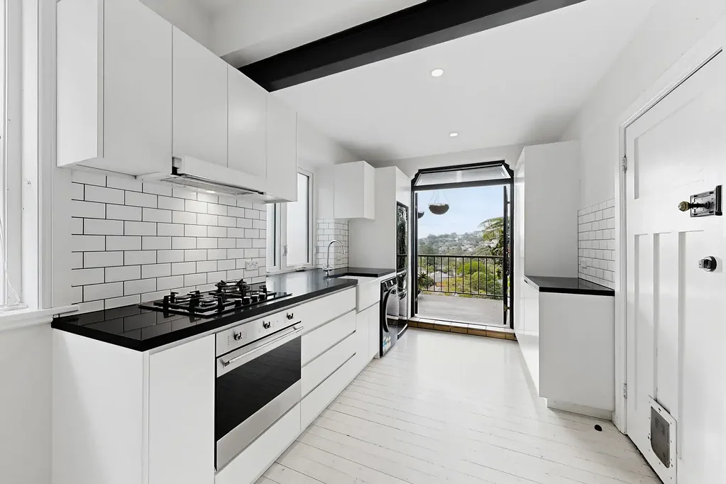 Split-Level 2br | North-Facing Balcony with Cooper Park Views