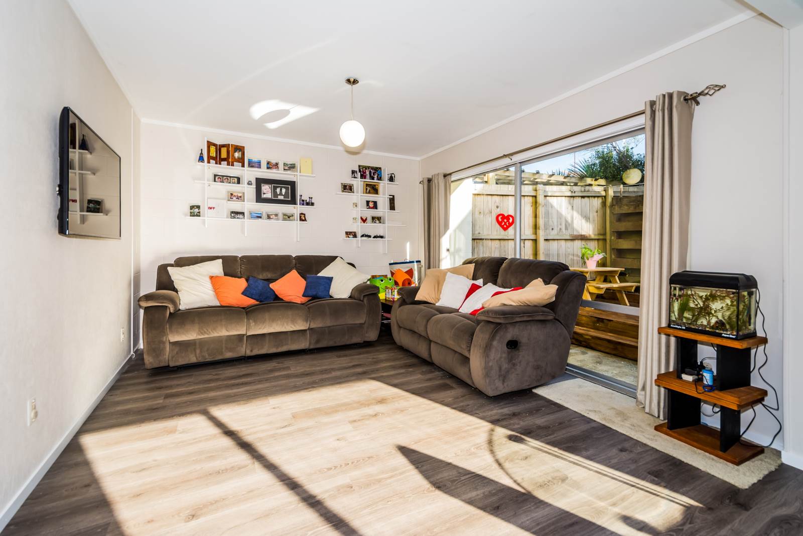 2/573 Beach Road, Murrays Bay, Auckland - North Shore, 3 chambres, 1 salles de bain