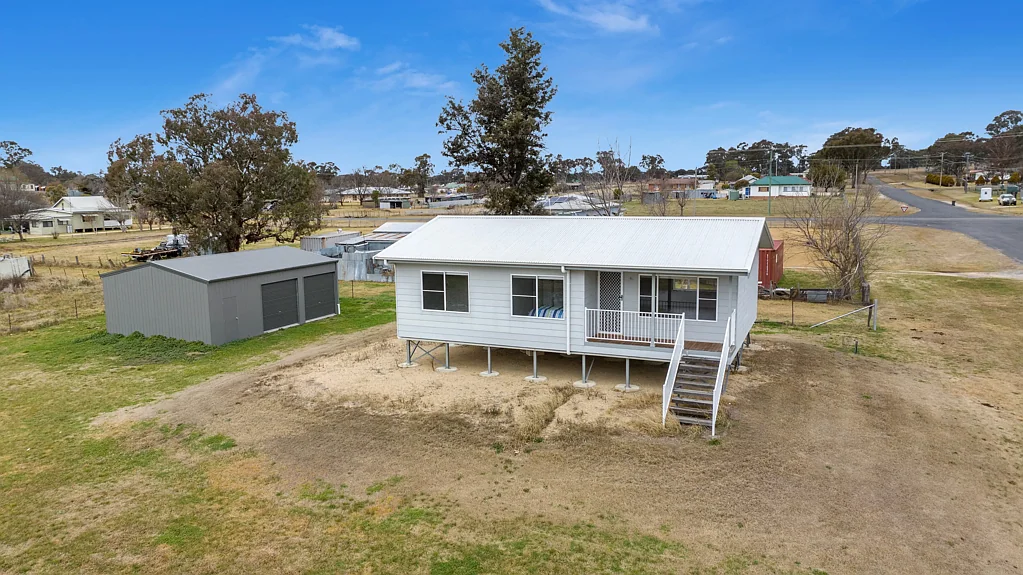 24 Court Street, Bundarra, NSW 2359