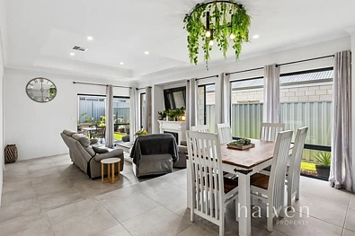 19 GRANTHAM ROAD, Eglinton, WA 6034, 4 slaapkamers, 2 badkamers, House