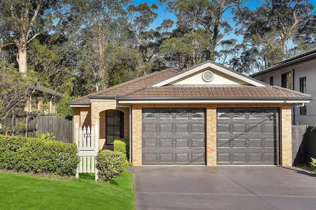 10 River Street, Springfield, NSW 2250