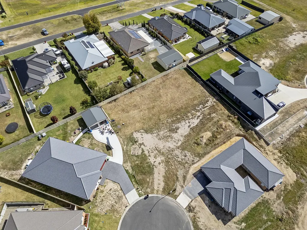 South Bowenfels Prime Ready-to-Build Block with Subdivision Potential in Sought-After South Bowenfels