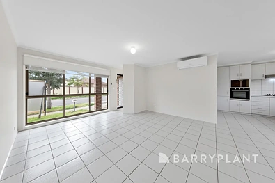 2/19 Belfort Street, St Albans, VIC 3021, 2房, 1浴, Unit