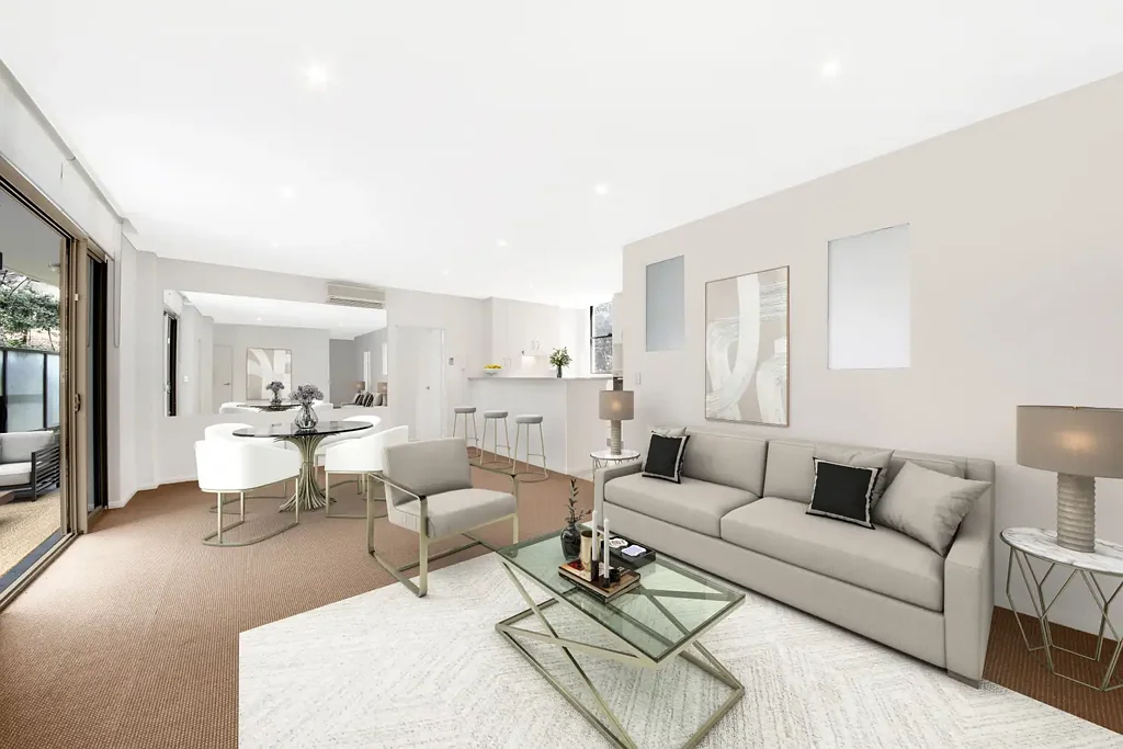 Ultra Convenient Location, Spacious Luxury Apartment