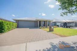 24 Argyle Avenue, Dubbo