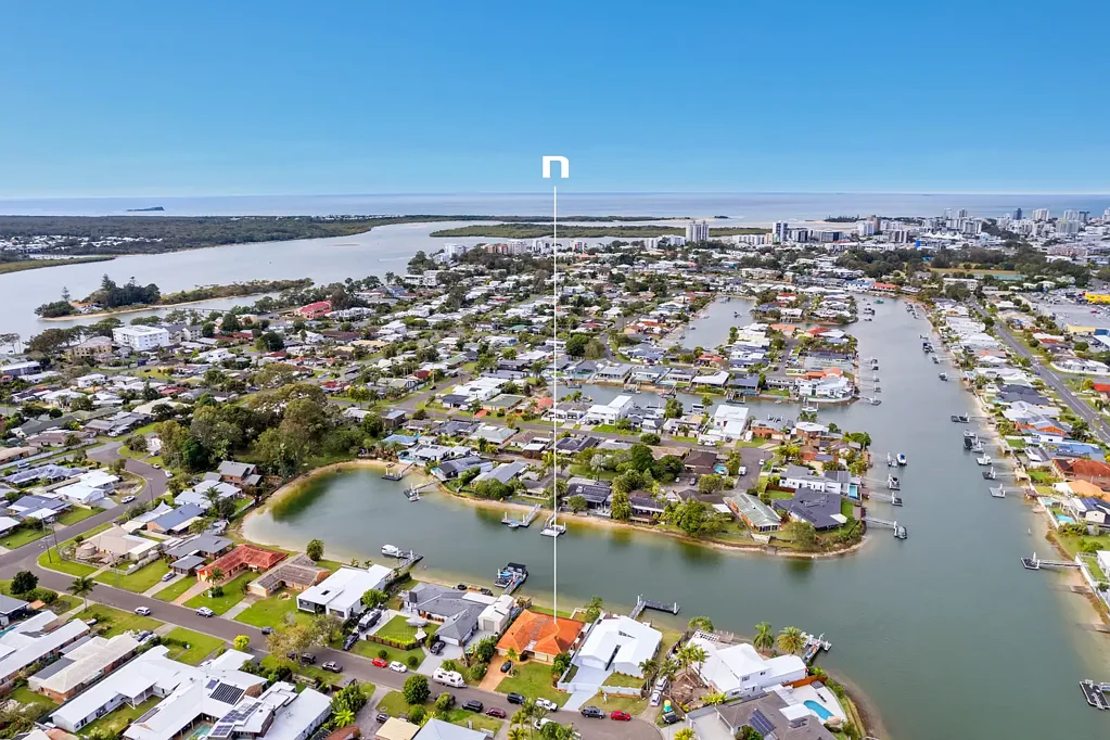 Maroochydore 4 Bedroom RARE AS RARE COMES - WATERFRONT, EAST-FACING, RENOVATOR!