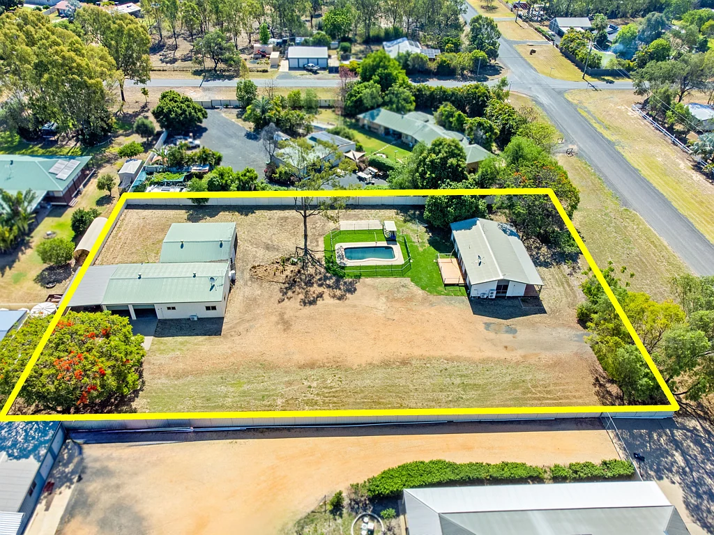 40 Pritchard Road, Emerald, QLD 4720