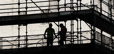 选择速度还是安全？2050年或有150万套住房消失，澳洲政府却忙着“加速建房”